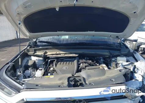 2024 Toyota Grand Highlander Xle из США, поврежденный, VIN 5TDAAAA52RS006698